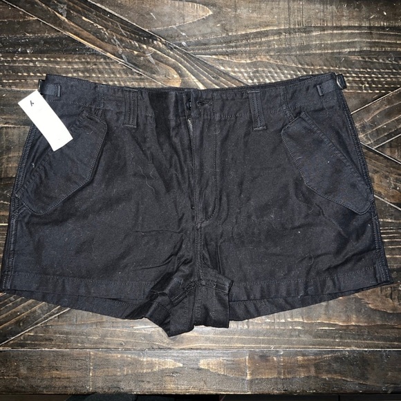 Tna shorts nwt size 12 - Picture 1 of 4